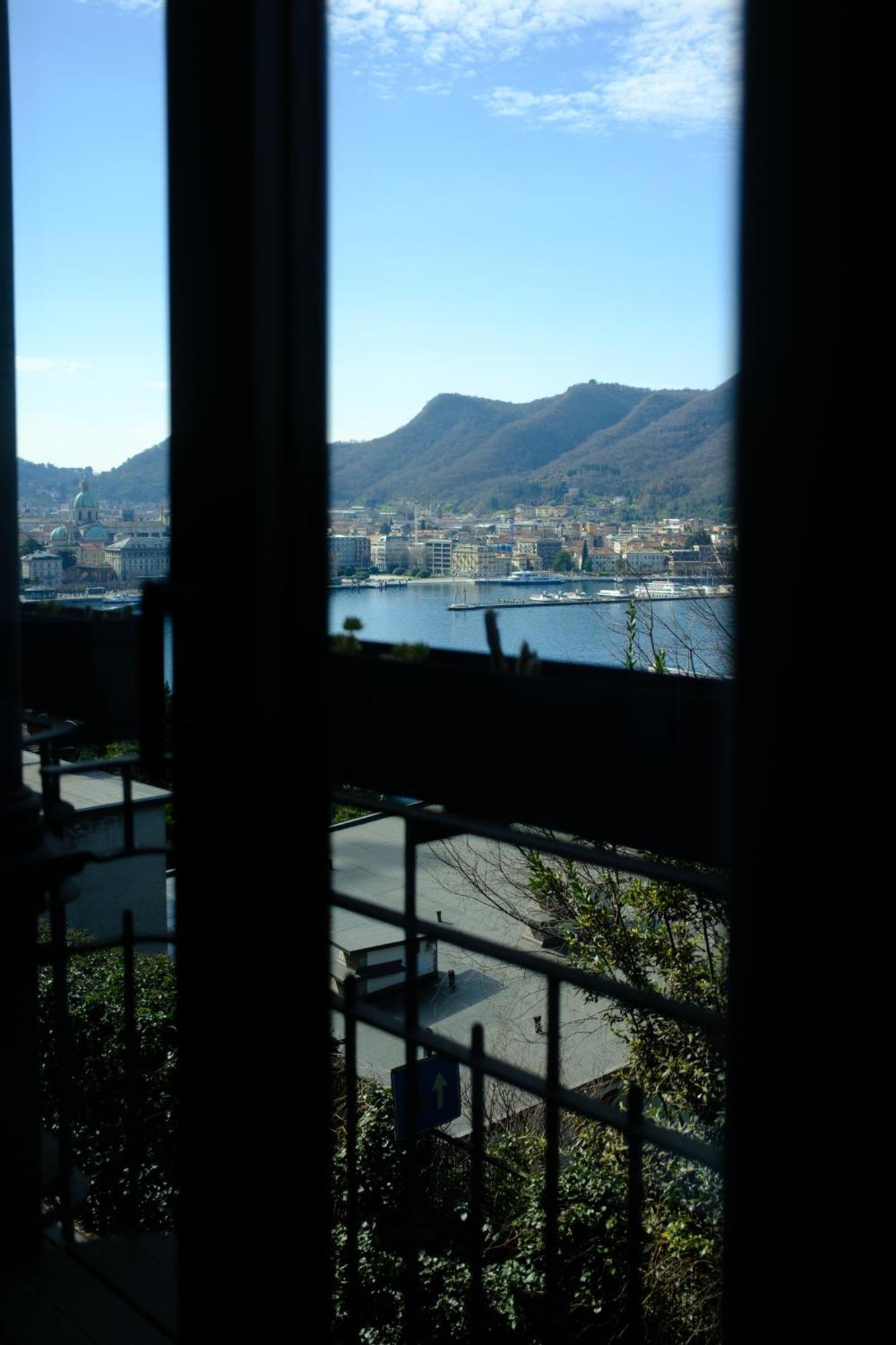 Veranda Lake View โกโม ภายนอก รูปภาพ
